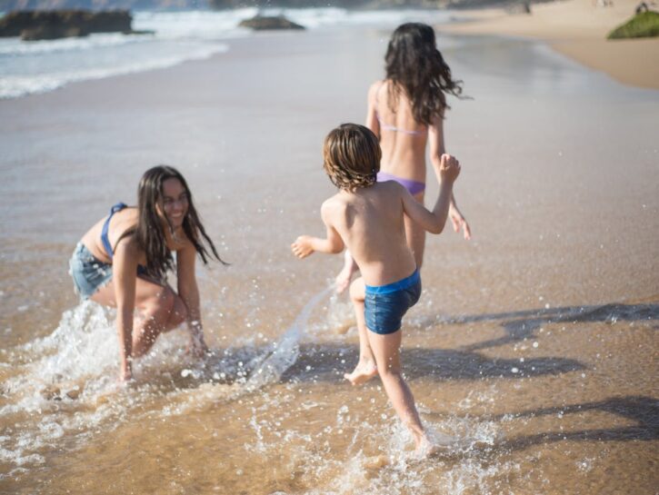 5 consigli per non perdere i bambini in spiaggia