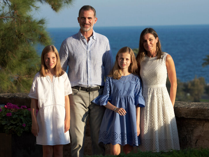 La famiglia reale di Spagna in vacanza a Maiorca come da tradizione Donna Moderna