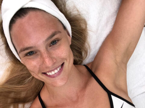 Bar Refaeli, Sharon Stone e le altre bellissime star al naturale