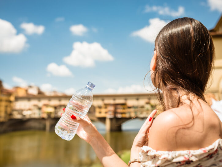 Come difendersi dal caldo estivo