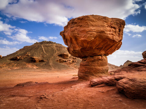 Il deserto del Negev si accende al tramonto