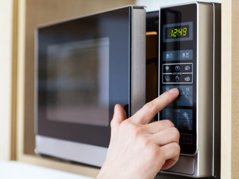 Cosa devi sapere sul forno a microonde