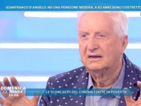 Gianfranco DʼAngelo: "I soldi della pensione non mi bastano, sono costretto a lavorare". E scatta la polemica