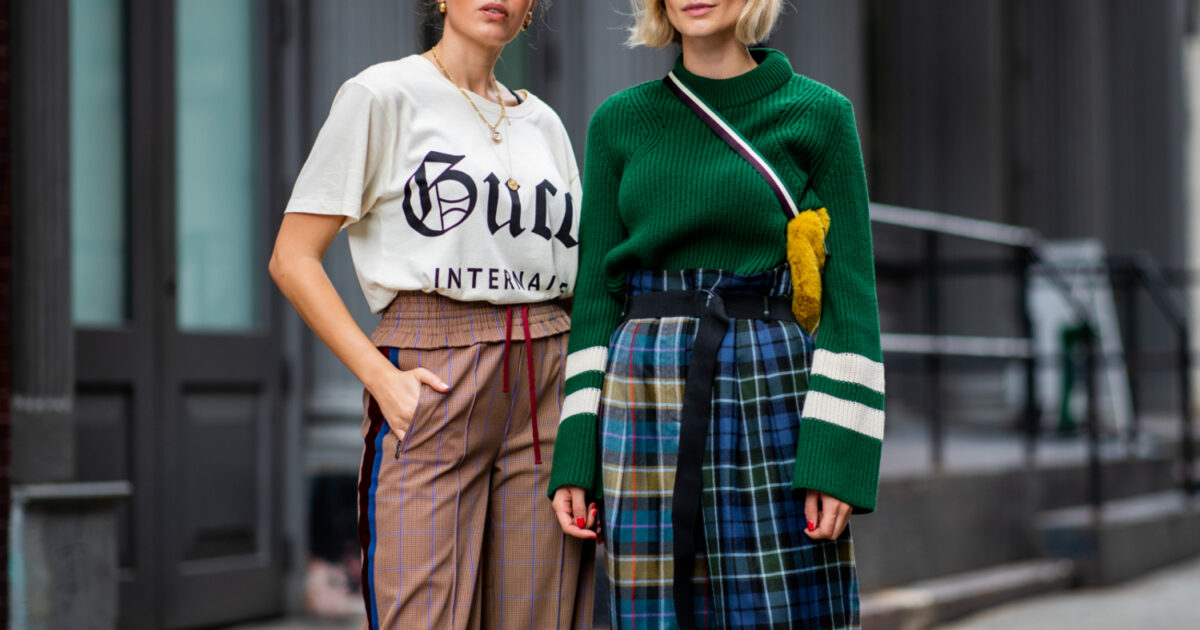 Pantaloni palazzo a vita alta: 5 look da sfoggiare da mattina a sera -  Donna Moderna