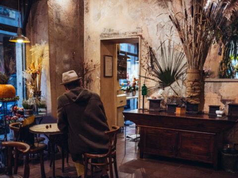 Fioraio Bianchi Caffè, un’oasi magica dove trascorrere il tempo