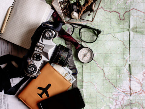 Travel blogger raccontasi: come diventarlo, come guadagnare, chi seguire su Instagram