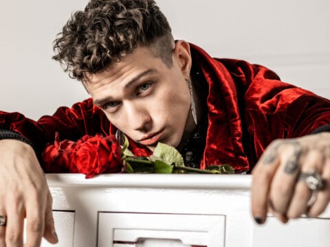 Irama, da Amici al palco di Sanremo 2019