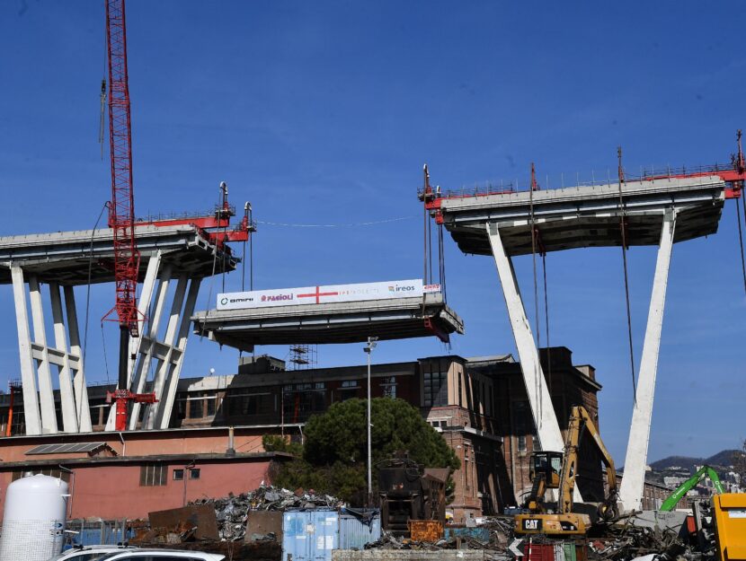 PONTE MORANDI DEMOLIZIONE