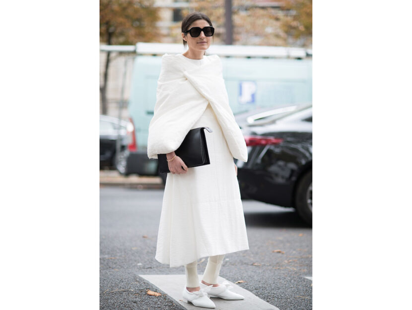 Total white con cappa di piumino soft