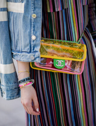 Life in plastic is fantastic! Per la primavera esplode la PVC mania