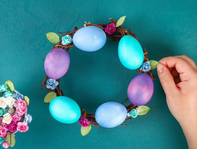 Ghirlanda di Pasqua con le uova