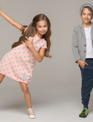 Moda bambino: tutti i must have formato “mini” per la primavera estate