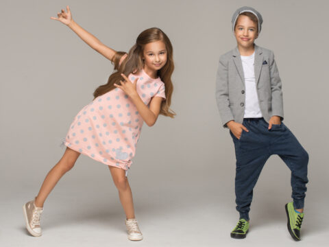 Moda bambino: tutti i must have formato “mini” per la primavera estate