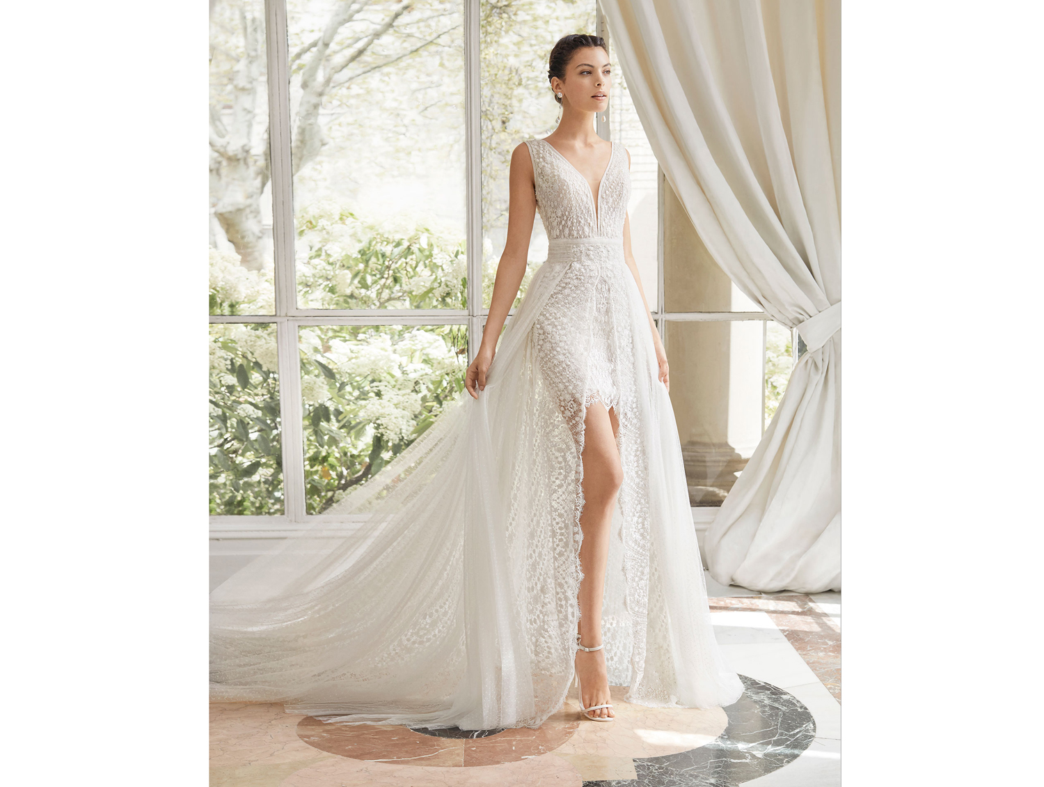 Abiti da sposa in pizzo: i modelli più romantici del 2019 - Donna Moderna