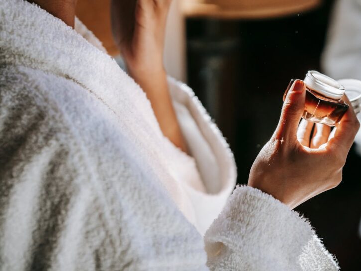 Come fare un olio e una maschera doposole