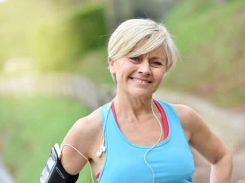Corsa e camminata, perché fanno bene in menopausa