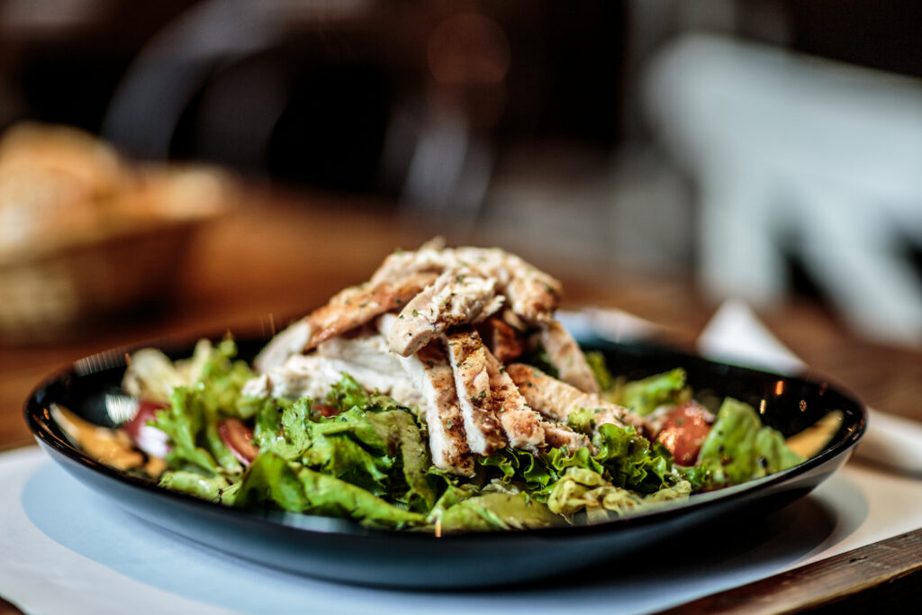 insalata con pollo avanzato