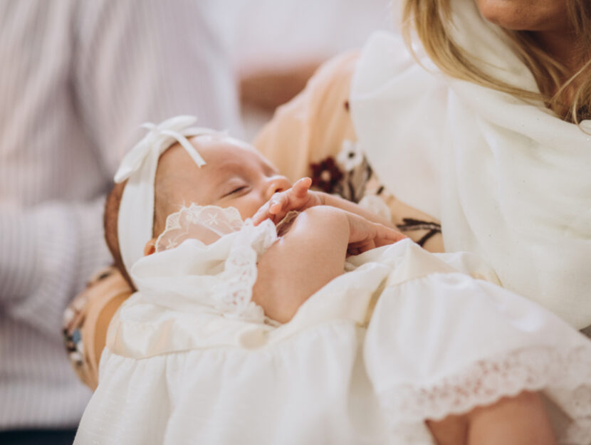 Frasi Battesimo Auguri Per Il Bimbo Da Madrina Padrino E Nonni Donna Moderna