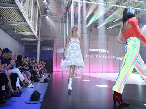 Fashion Flair: la prima collezione moda co-creata da uno smartphone Huawei e una stilista