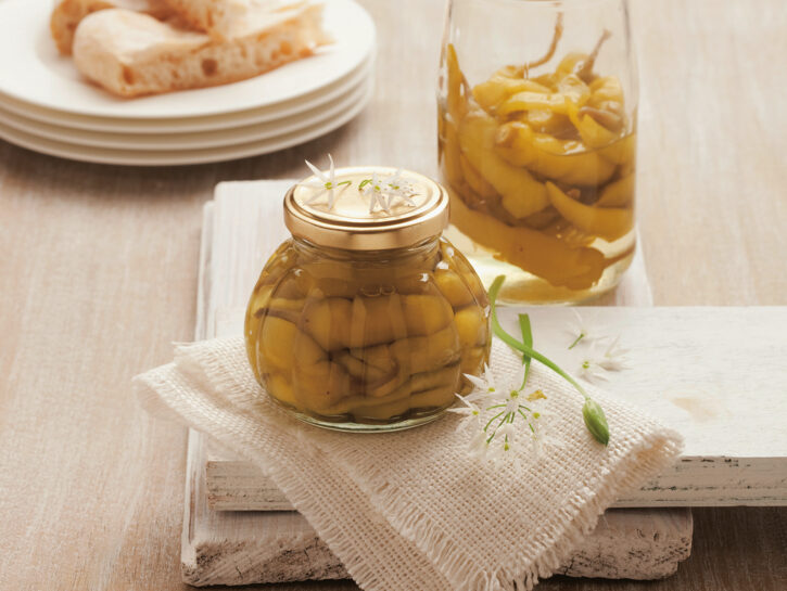 Peperoncini piccanti in salamoia