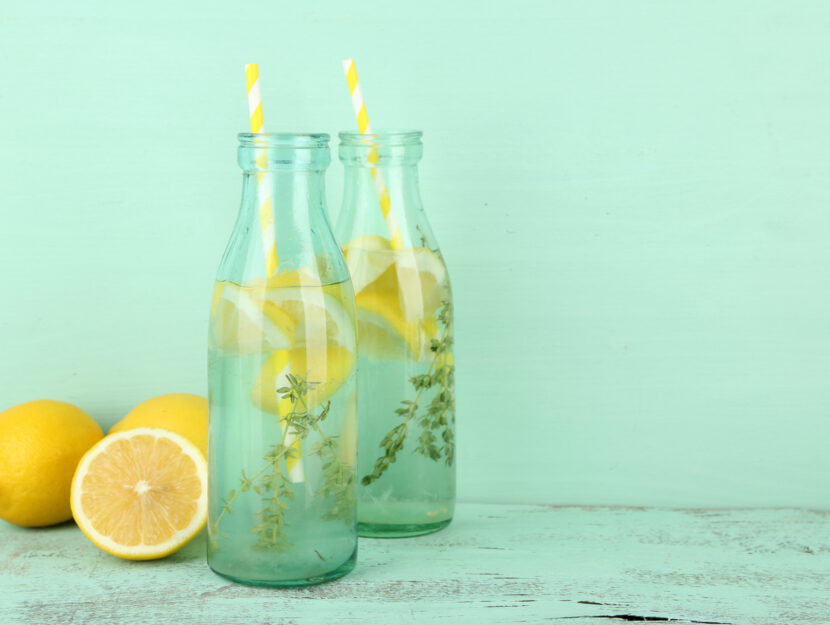 bere acqua e limone benefici