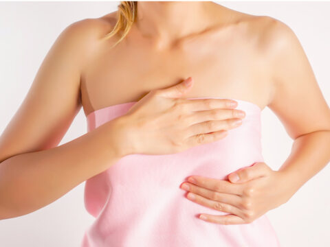 Le protesi al seno sono pericolose?