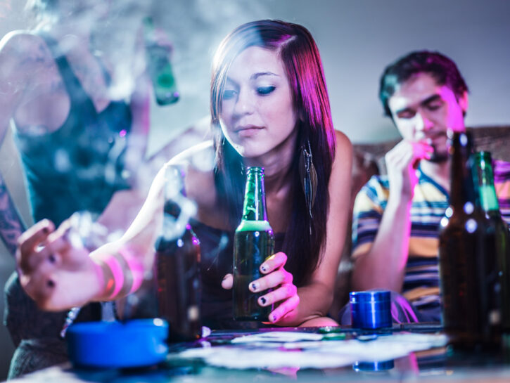 Perché i ragazzi bevono troppo alcol