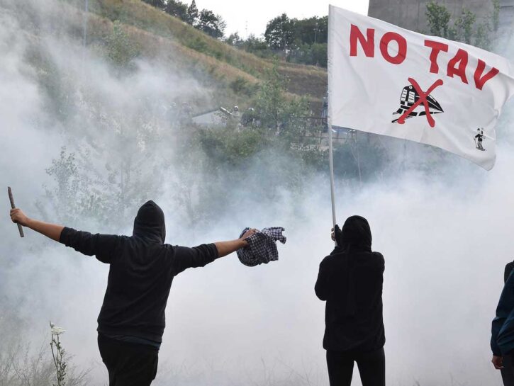 Tav, sì ai lavori. E riparte la protesta