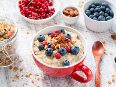 Porridge: la ricetta perfetta da riscoprire per una colazione sana