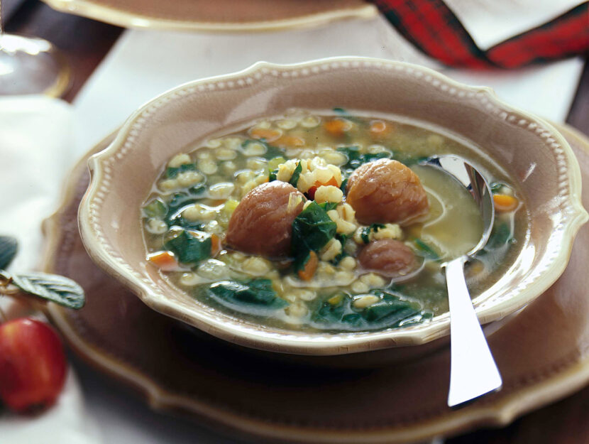 Minestra di castagne e orzo