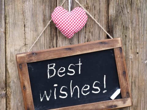 Auguri Buon Onomastico: frasi per chi festeggia il santo del giorno