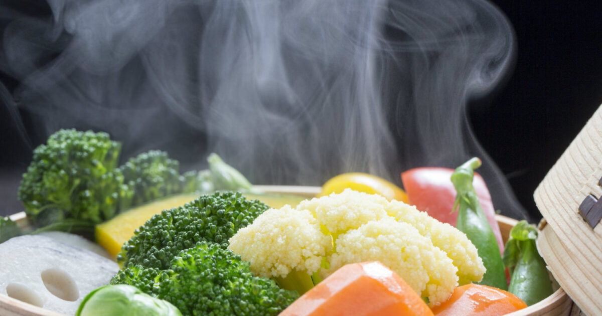 Cucinare al vapore: benefici, come fare e tempi - Donna Moderna