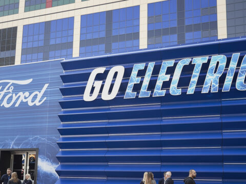 Go Electric: Ford ci proietta nel futuro