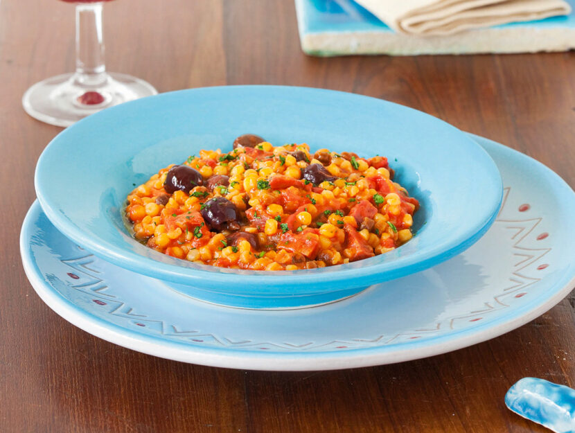 Fregola al sugo rustico con salsiccia