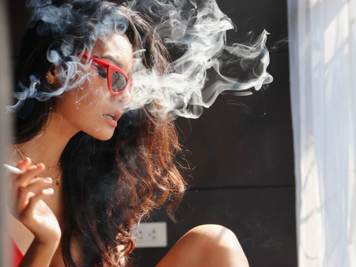 Il fumo fa male soprattutto alle donne