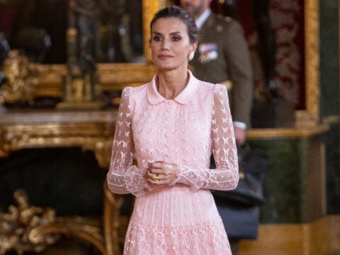 Come una regina. I look da copiare per uno stile all'altezza di Sua Maestà