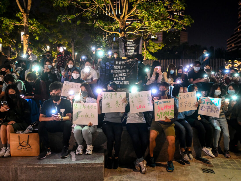 Manifestanti fuori dal PolyU. Hong Kong, 19 novembre 2019. Foto YE AUNG THU/AFP via Getty Images