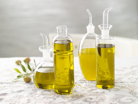Come scegliere l'olio extravergine d'oliva migliore e perché