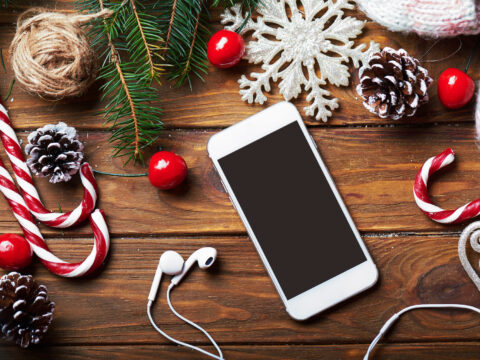 Natale hi-tech: guida ai regali tecnologici che faranno felici tutti