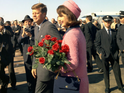 Jackie Kennedy e il mistero del tailleur rosa nascosto