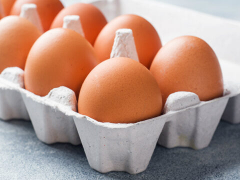 Come si scelgono le uova? Guida all’acquisto sostenibile e consapevole