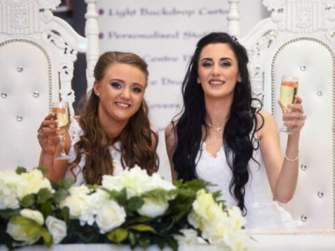 Primo matrimonio gay in Irlanda del Nord: ecco Robyn e Sharni