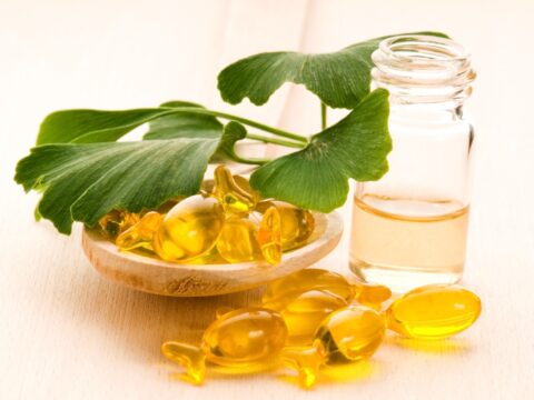 Ginkgo biloba, l'integratore della giovinezza: ecco come e quando assumerlo