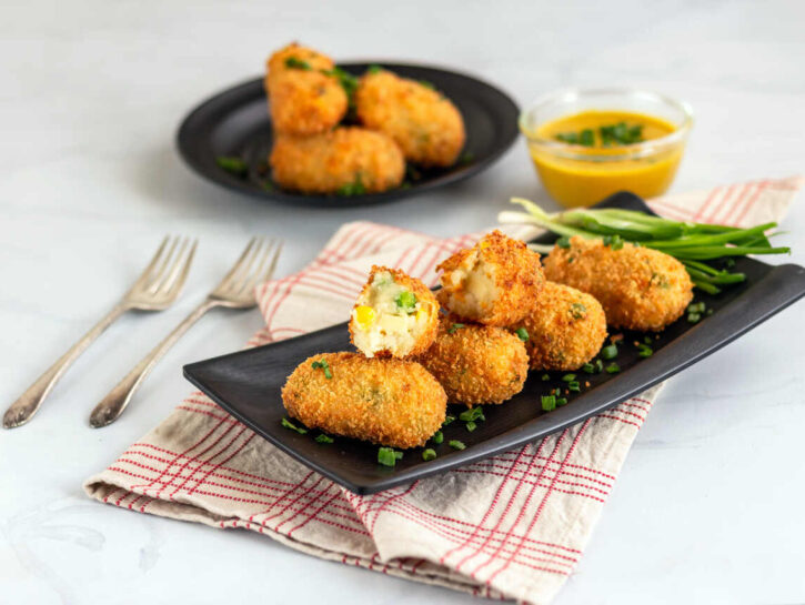 Crocchette di carne filanti con patate e bietole: ricetta facile