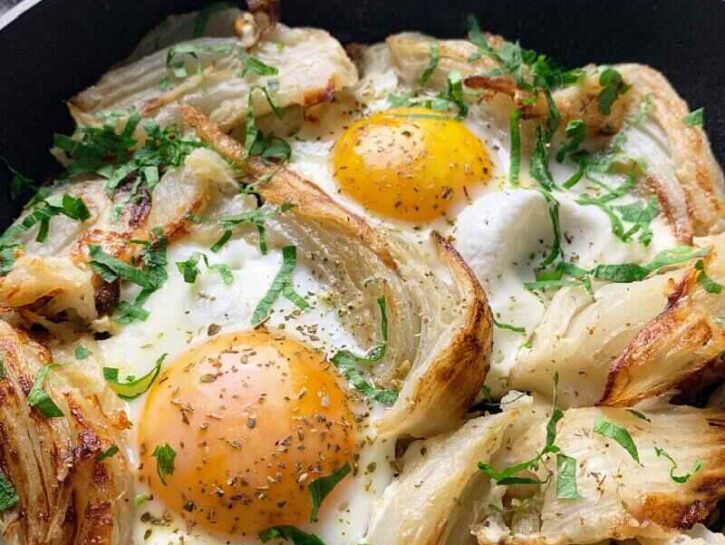 Finocchi gratinati con uovo: un secondo rustico e sorprendente