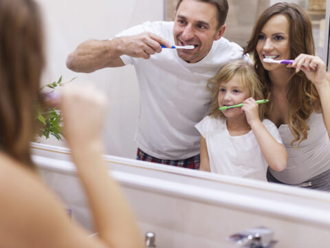 È divertente lavarsi i denti, se sai farlo con fantasia
