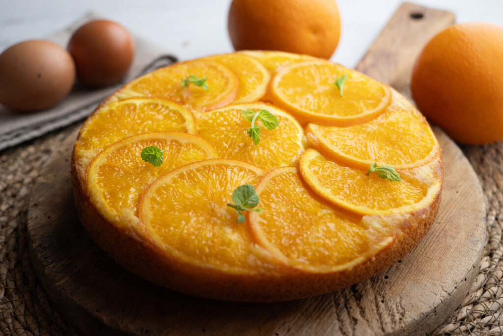 torta all'arancia con fettine sopra