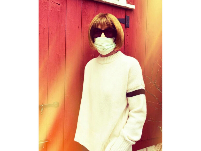 Il direttore di Vogue America Anna Wintour, su Instagram, invita alla prudenza