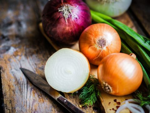 Tutto quello che devi sapere sulla cipolla (e perché usarla di più in cucina!)