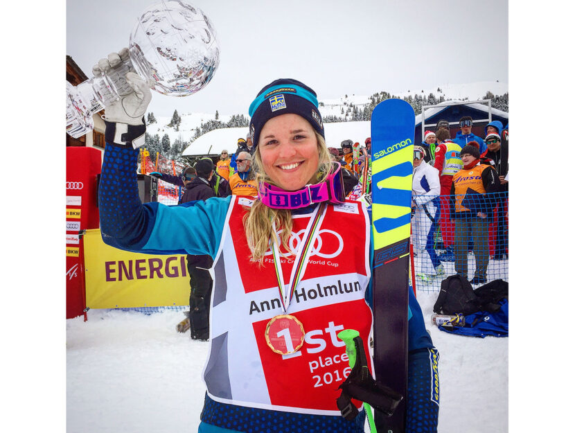 Le acrobazie di Anna Holmlund, campionessa di sci freestyle, su sportmoviestv.com